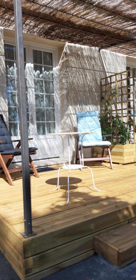 A L'Ombre De La Treille -Proche Saint-Emilion Bed & Breakfast ภายนอก รูปภาพ