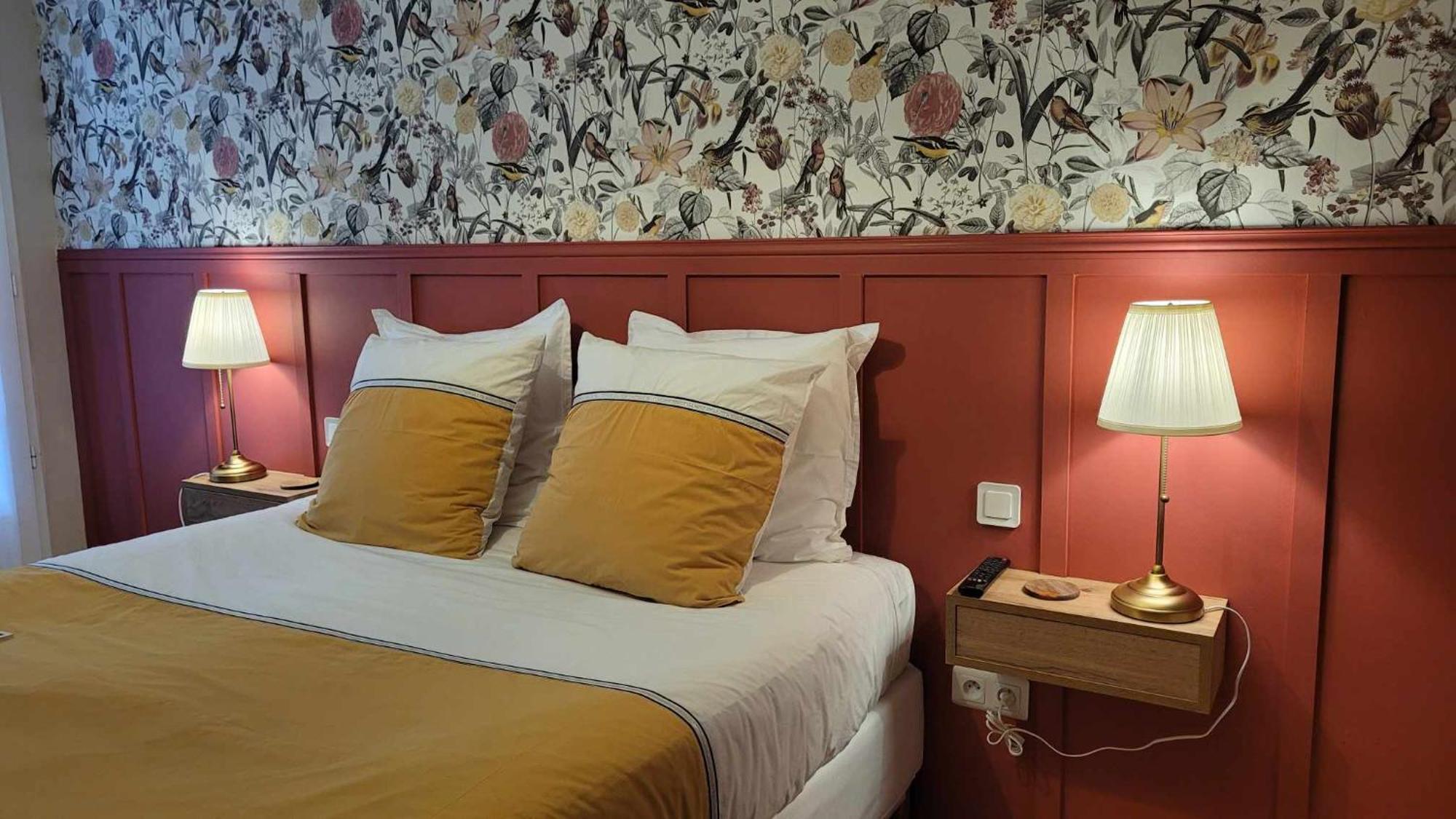 A L'Ombre De La Treille -Proche Saint-Emilion Bed & Breakfast ภายนอก รูปภาพ